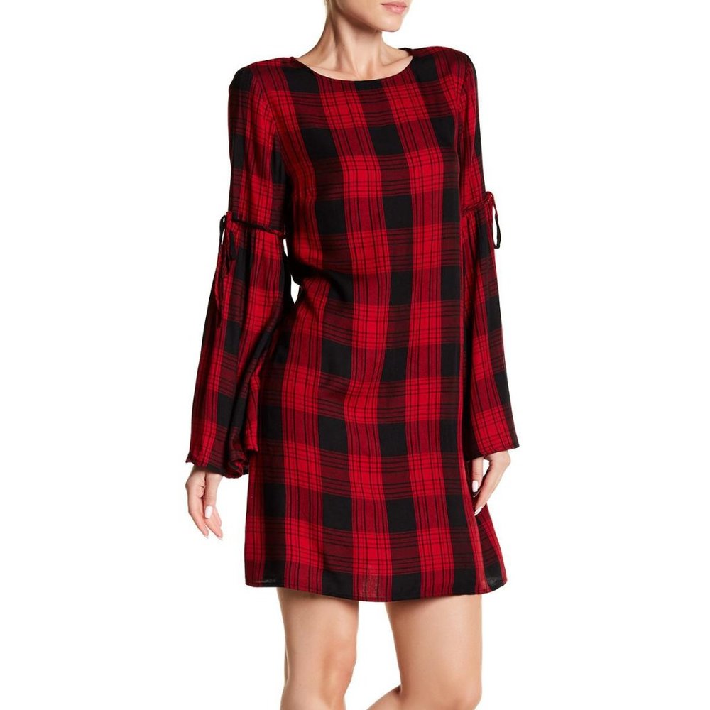 BEACHLUNCHLOUNGE red buffalo plaid flannel bell sleeve soft popover shift dress